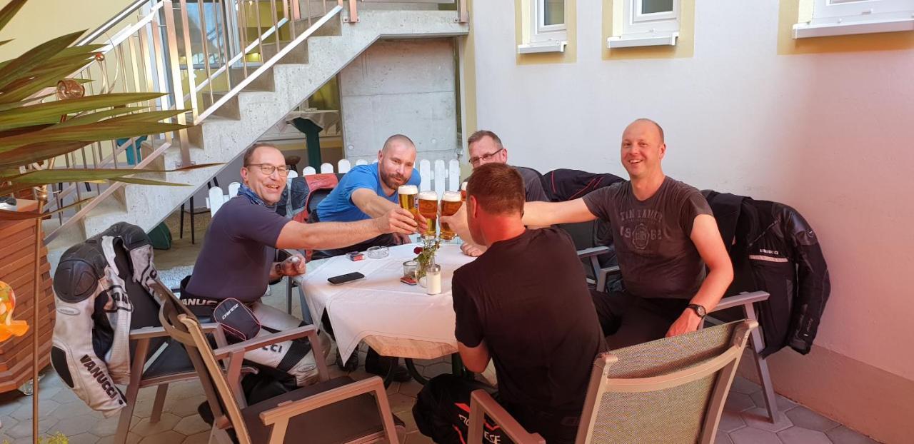 Hotel-Gasthof-Fleischerei - Zur Alten Post Schwanberg Luaran gambar