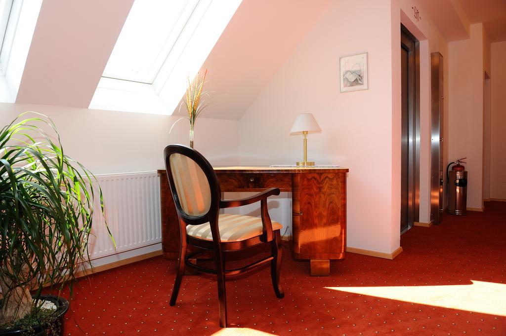 Hotel-Gasthof-Fleischerei - Zur Alten Post Schwanberg Luaran gambar