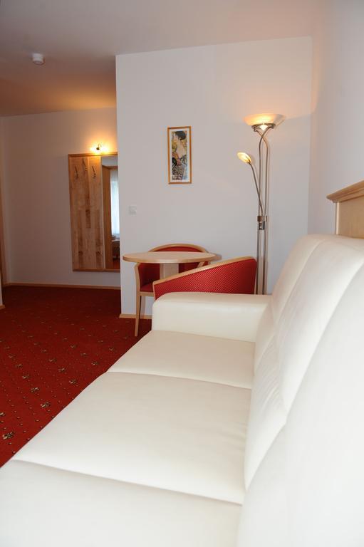 Hotel-Gasthof-Fleischerei - Zur Alten Post Schwanberg Luaran gambar